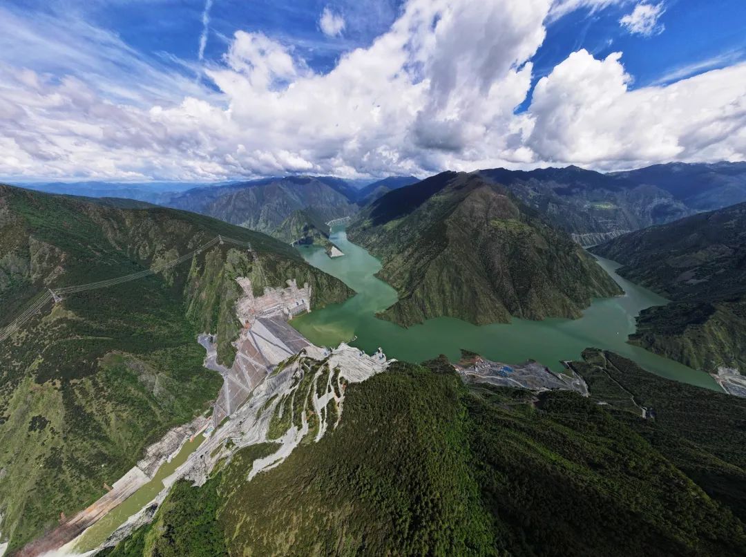 湖北PG电子绿色能源有限公司